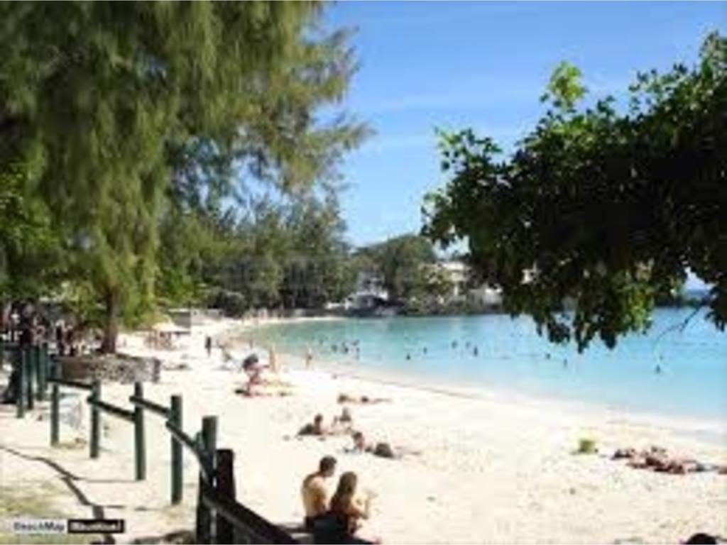 Bano Beach Residence - Grand Bay Beach Bagian luar foto